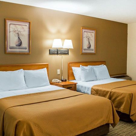 Econo Lodge Elkhart Eksteriør billede
