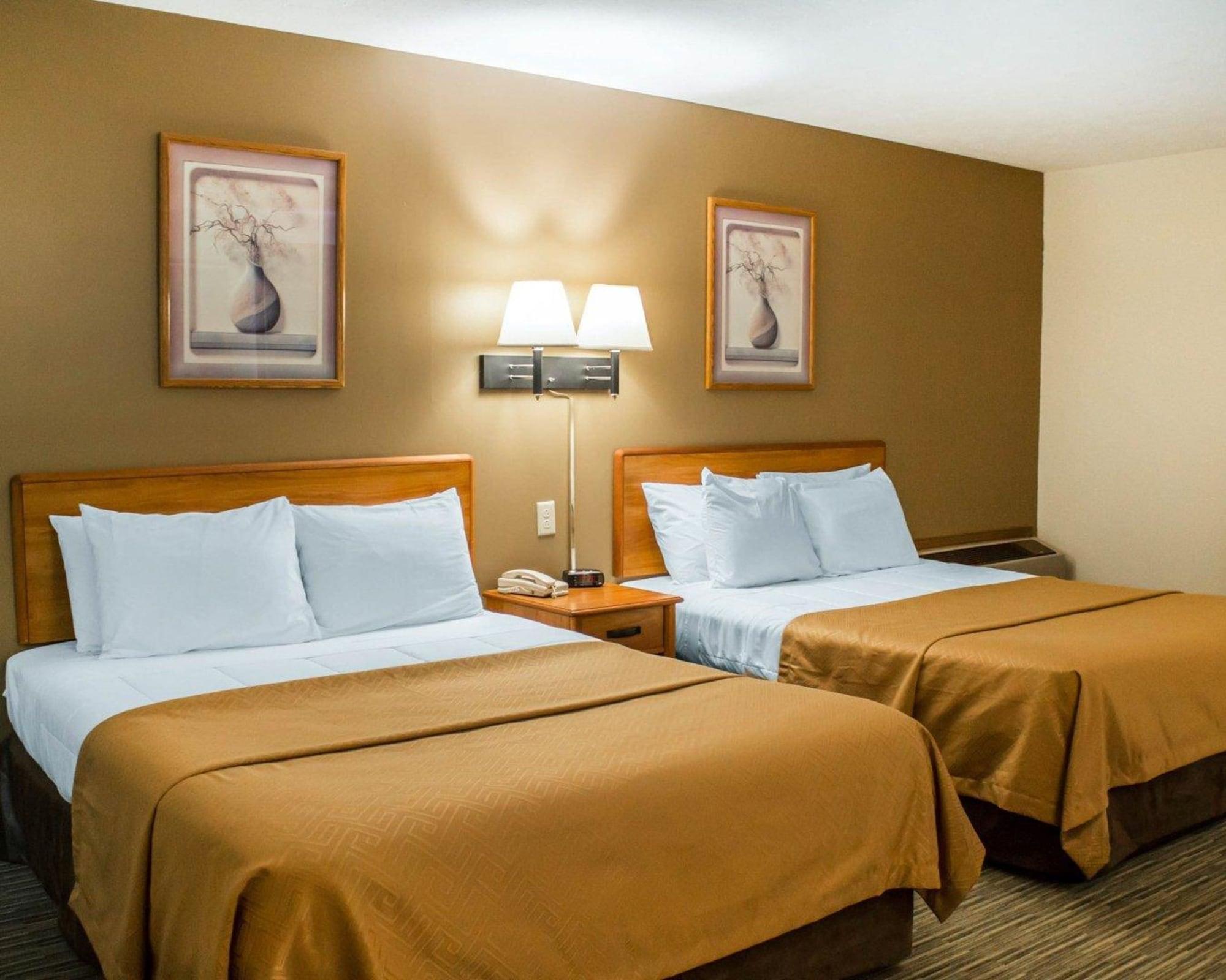 Econo Lodge Elkhart Eksteriør billede