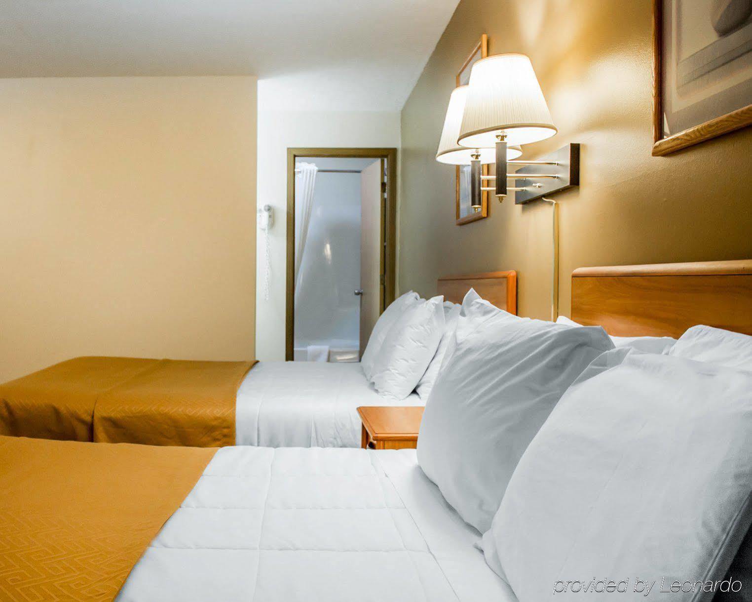 Econo Lodge Elkhart Eksteriør billede