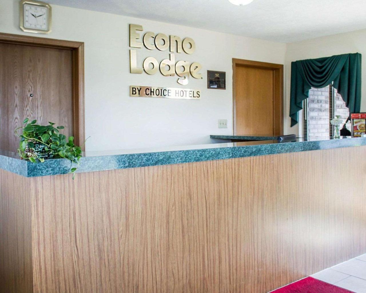 Econo Lodge Elkhart Eksteriør billede